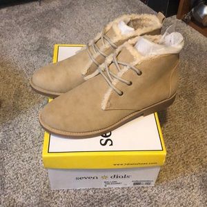 Seven Dials Mallori Chukka boot